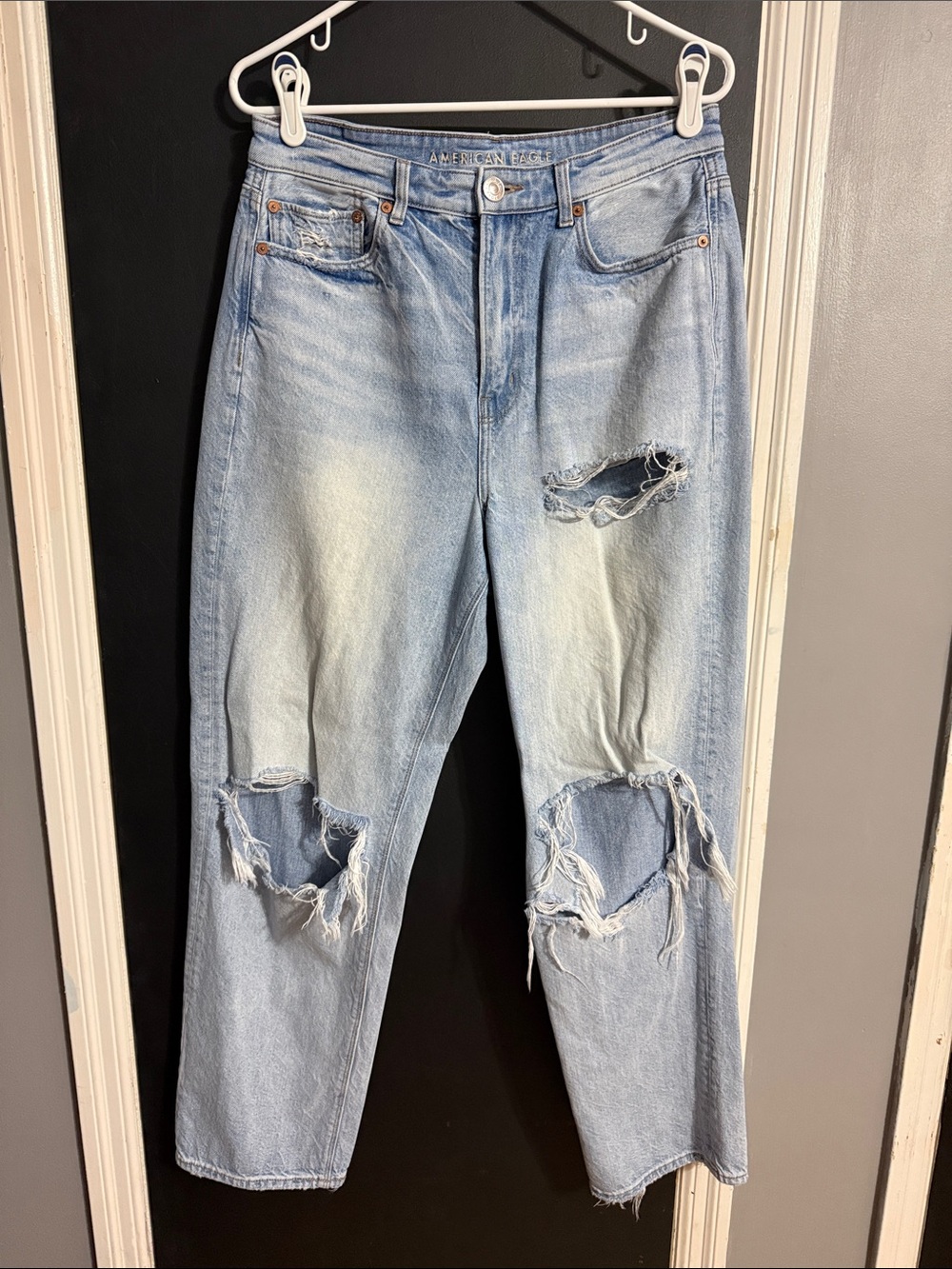 American Eagle Highest Rise 90s Boyfriend Light Wash Size: 12Tall